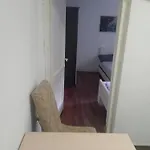 Tomas
