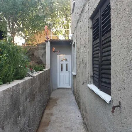 Διαμέρισμα Tomas Τρέμπινιε