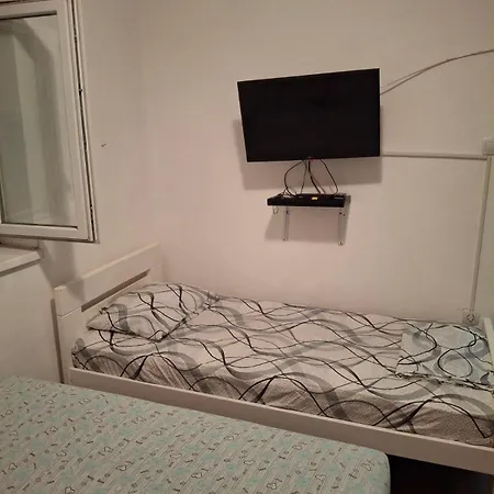 Apartman Tomas *